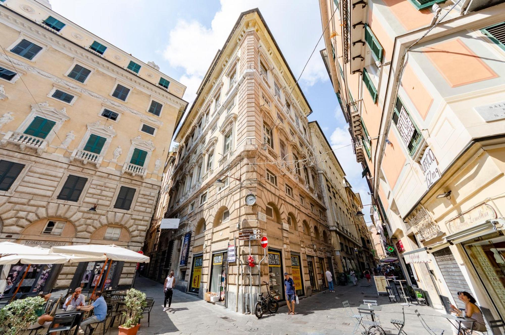 Castelli'S Apartments Campo 9 Genua Exteriör bild